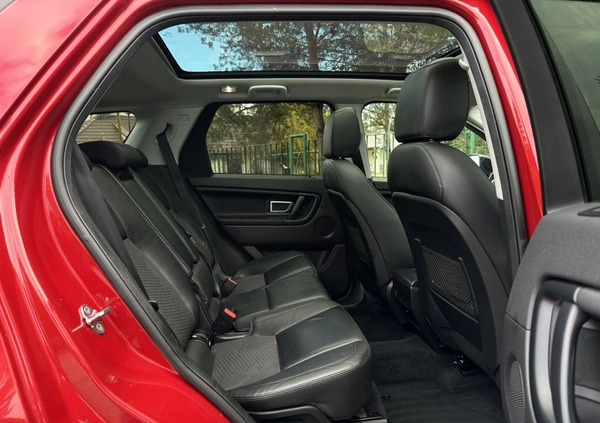 Land Rover Discovery Sport cena 69999 przebieg: 189000, rok produkcji 2017 z Czarna Woda małe 596